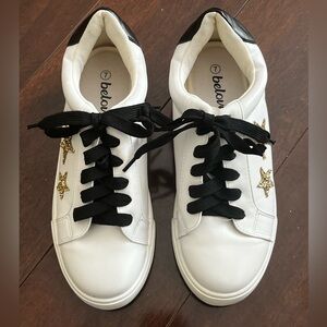 NEW - Belovely - White Sneaker black accents & gold glitter stars -Womans Size 7